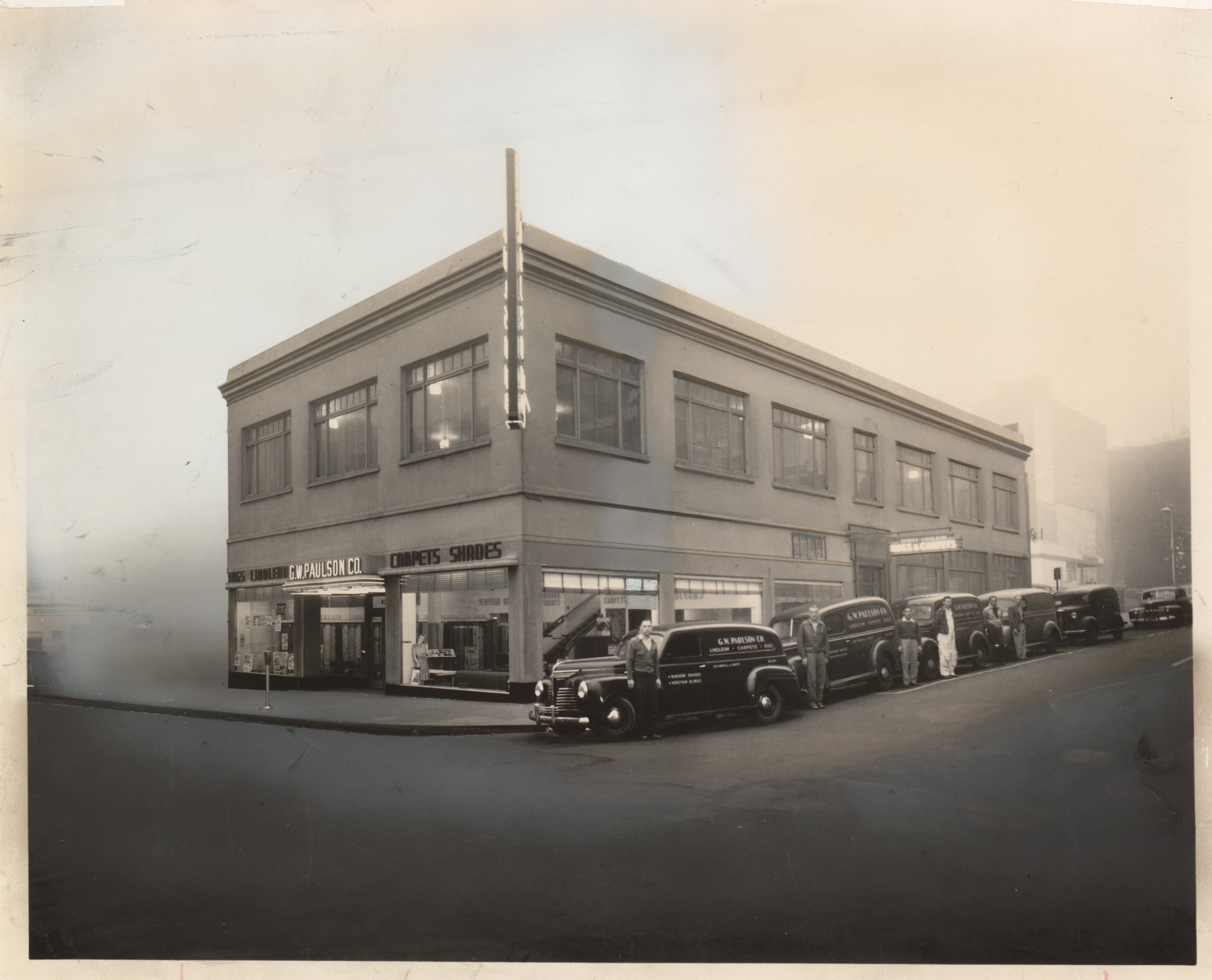 921 SW Yamhill Portland Store and original installation fleet